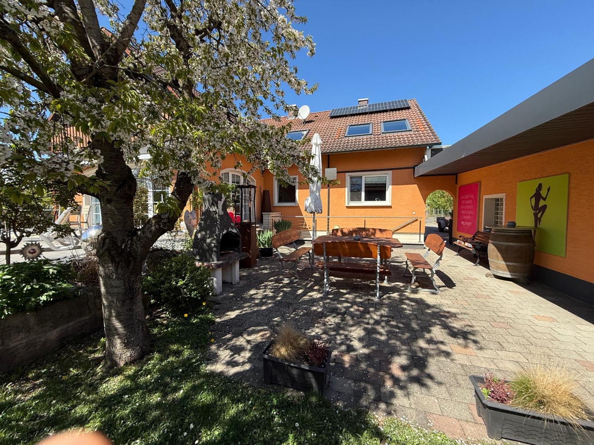 B&B'S Im Aischgrund Adelsdorf Luaran gambar