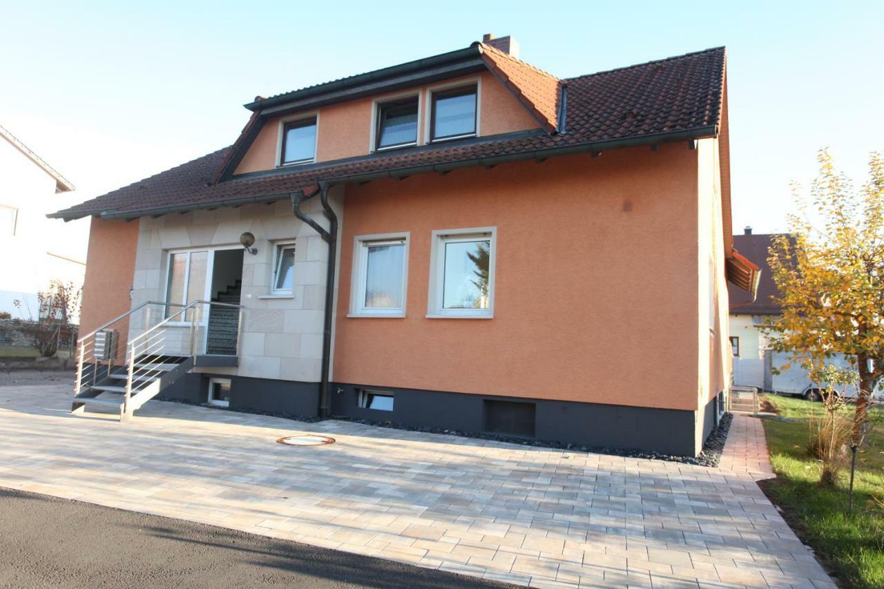 B&B'S Im Aischgrund Adelsdorf Luaran gambar